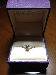 -威德钻石-克拉钻大本营(南京东路店)