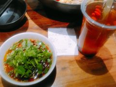 -万记麻辣烫国展总店