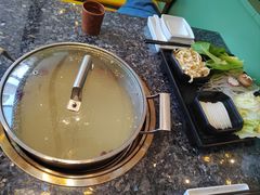 -一席地·本地鸡窝·杭帮鸡火锅(萧山银隆百货店)