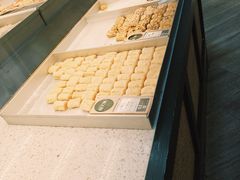 -酥大興·新国潮糕点配茶饮(龙岗万达黑金店)