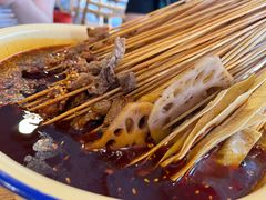 -拈签一笑黄牛肉辣卤串串