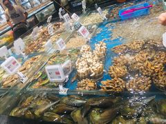 海鲜区-盒马鲜生(皇庭广场店)
