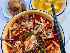 -蓝姐私坊螺蛳粉(万达广场红谷滩店)