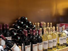 -雍容荟帝王蟹活龙虾展台自助(IFS黑金店)