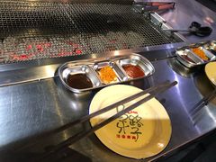 -马路牙子地桌烤肉(工体店)