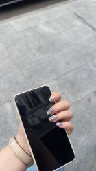 -小黑瓶美甲美睫