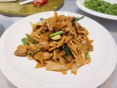 -临安鲲凌餐厅(钱王大街店)