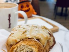 扁桃仁可颂-哈根达斯(国瑞店)