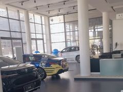 -北京华德宝宝马4S店(朝阳店)