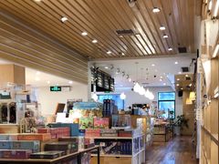-猫的天空之城概念书店(景德镇陶溪川店)