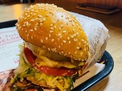 -The Habit Burger Grill 哈比特汉堡(复兴soho店)