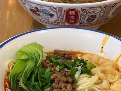 -蓉李记成都名小吃(武汉菱角湖万达店)