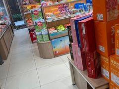 -来伊份(我格广场武宁路店)