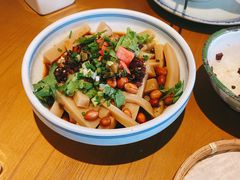 -包整·丝娃娃(一览甲秀楼风景店)