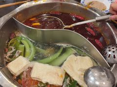 -重庆风光老灶火锅城(同德广场店)