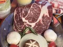 -叽叽扎扎烤肉场(生态城万达店)