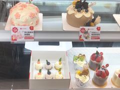 -花花卷卷·鲜食蛋糕(静安久光百货店)