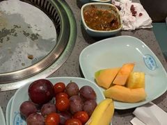 -金滏山烤肉·海鲜·火锅自助餐厅(襄阳万达店)