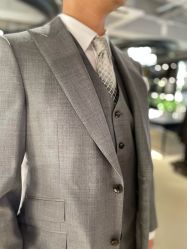 -BRANS PORO布朗斯伯勒西装高级定制·瑞璞西装(金陵店)