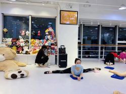 -深舞形体民族舞蹈工作室