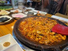 -红辣椒八爪鱼特色韩国料理专门店(远景路旗舰店)