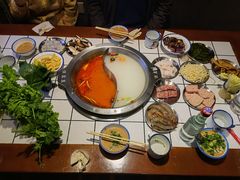 -强盅盅重庆市井火锅店(中央大街店)