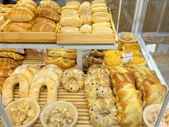-焙丽拾光(麦凯乐直营店)