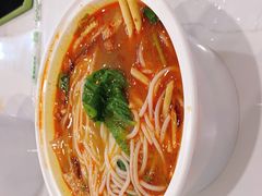 -老牌柳州螺蛳粉(同班同学美食城店)