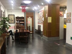 -秦汉胡同书法国画古筝围棋书院(漕宝日月光分馆)