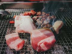 五花肉-肉甲韩国木炭烤肉(新壹街1店)