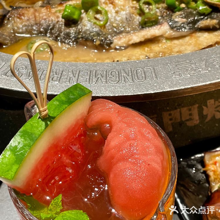 在广州凌晨不睡觉去吃烤鱼……好好吃😅