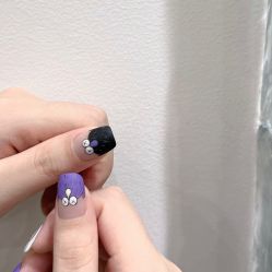-花岐款式专研健康美甲沙龙