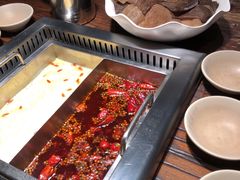 -老牌坊云南鱼豆花火锅(嵩山店)