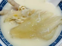 九龙碗仔翅-香港百合居(LCM置汇旭辉广场店)