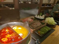 -湊湊火锅·茶憩(恒隆广场店)