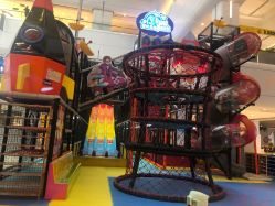-星际乐园(红博中央公园店)