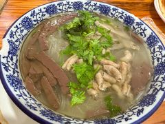 -叶新小吃店(来凤小区总店)