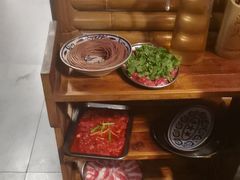 -洱火云南酸菜牛肉火锅(石景山当代商城店)