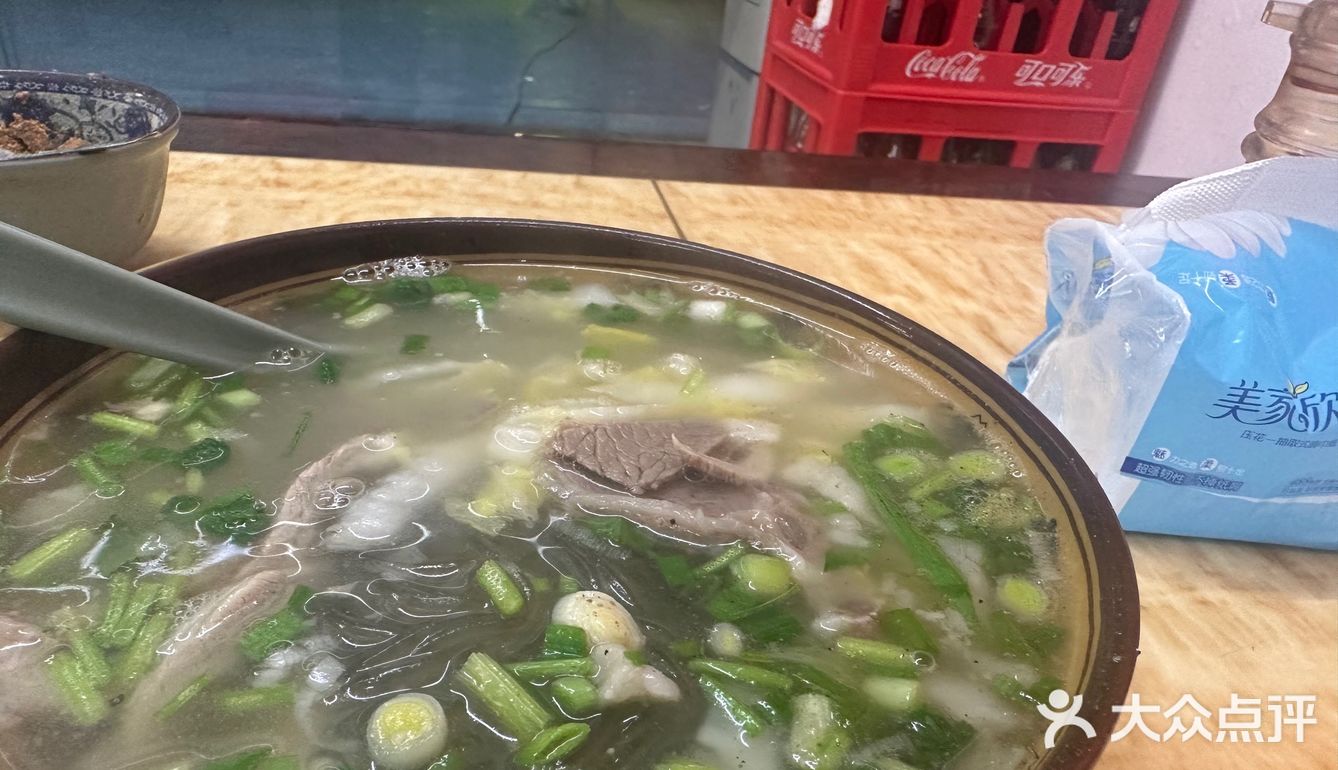 吃羊鞭，喝羊汤，啃腰子！补大发了！