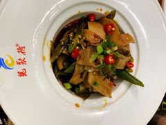 -龙聚德北京烤鸭(沙坪坝华宇A馆店)