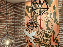 -香巴拉云南餐厅(华莱坞店)