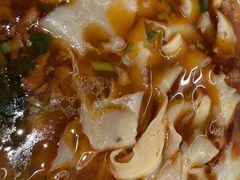 -顺溜·手工刀削面·黑金店(铜锣湾店)