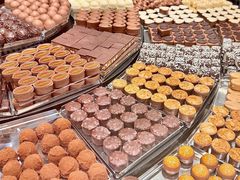 -Laderach 莱德拉(上海环贸iapm店)