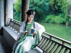 -汉仪华裳汉服旗袍·摄影写真馆(乌镇西栅店)