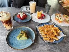 -Hi City·城市之巅