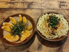 -有红鸡毛店·砂锅菜(抚琴夜市店)