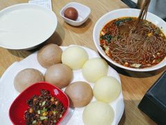 -三好食堂(煎饺·馄饨·肉饼米线·盛世广场店)