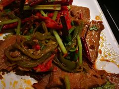 -云海肴·汽锅鸡·云南菜(天山百盛优客店)