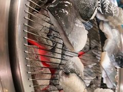 -围炉肉舍•炭烤活鳗•丹东海鲜烤肉(步行街店)