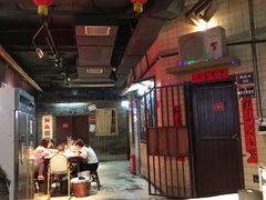 大堂-丹虾|文和友小龙虾·烙锅(陕西路旗舰店)